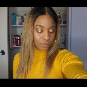 Ash Blonde ombré wig
